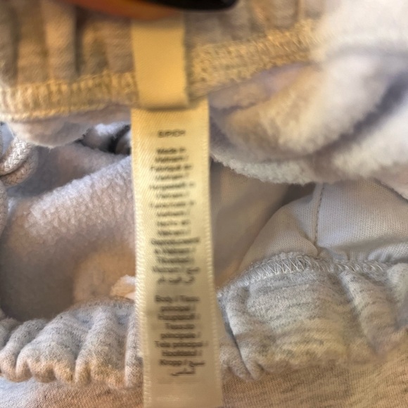 NWOT Skims classic cotton fleece shorts - Picture 7 of 7